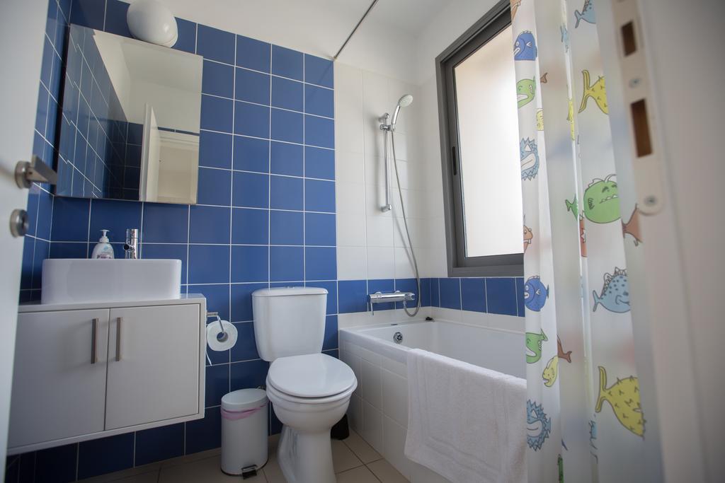 Esprit Villa 20 Polis Room photo