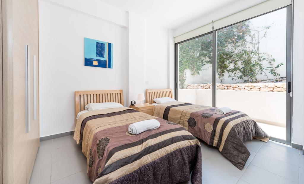 Esprit Villa 20 Polis Room photo